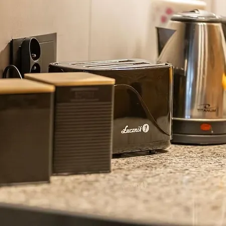 Апартаменты Kotlarska Snug Escape *